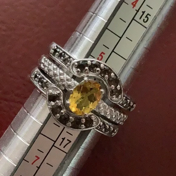 NWOT STS Stackable Rings Set Size 6 - Picture 4 of 6